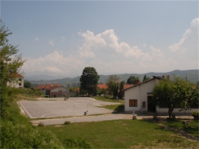 IMG1