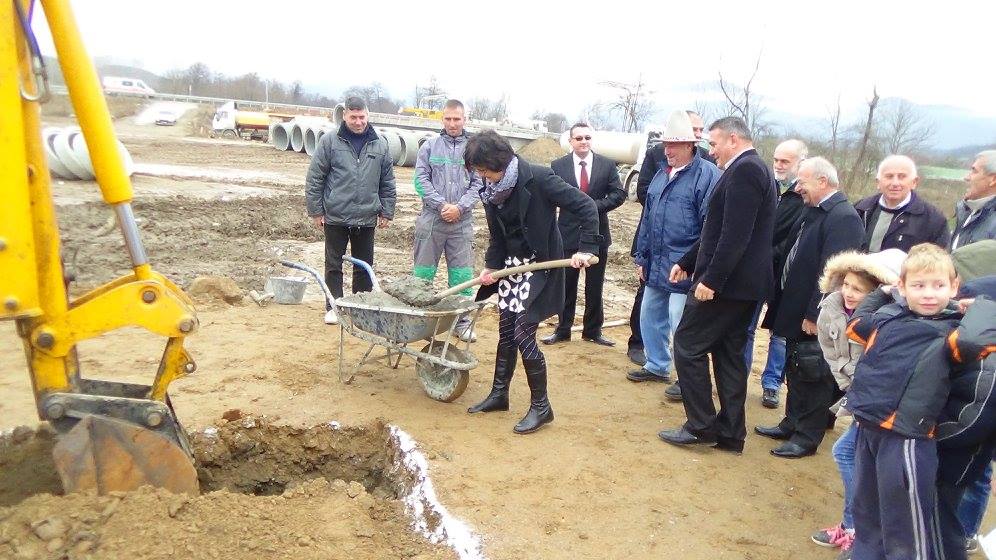 Uvećaj Drzavni sekretar u poseti Vladicinom Hanu